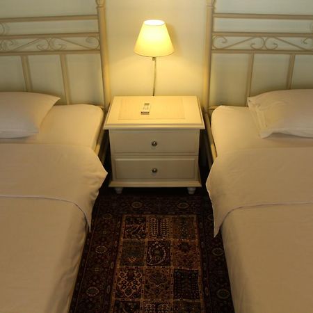 Bed And Breakfast Tomang Τζακάρτα Εξωτερικό φωτογραφία