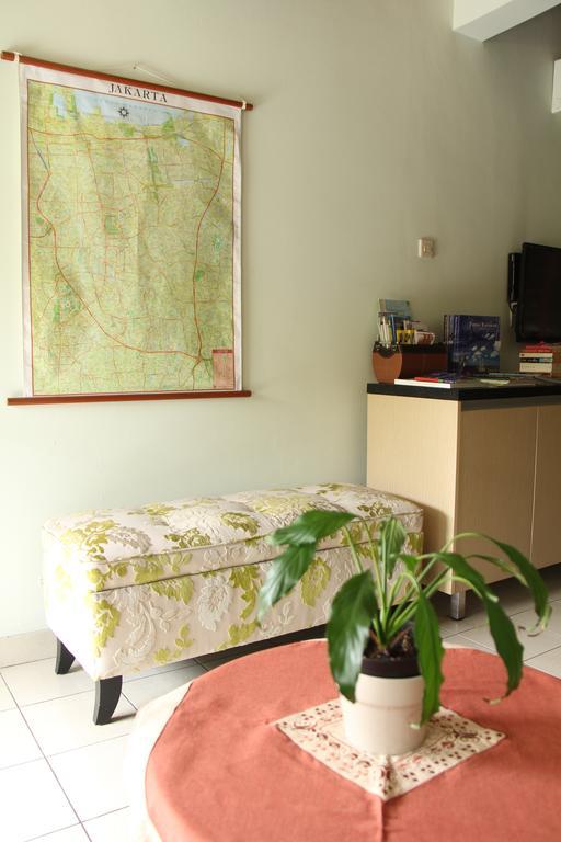 Bed And Breakfast Tomang Τζακάρτα Εξωτερικό φωτογραφία
